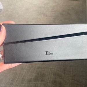 Dior sunglasses black case, with cloth and card. Sunglasses not included